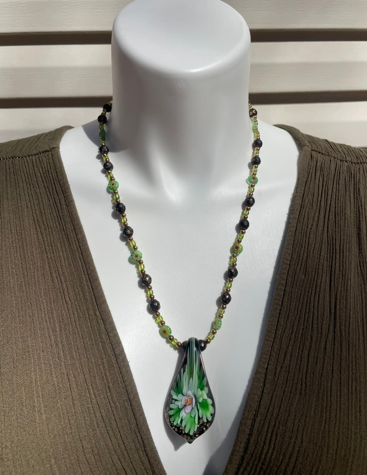 Forest Dewdrop Necklace