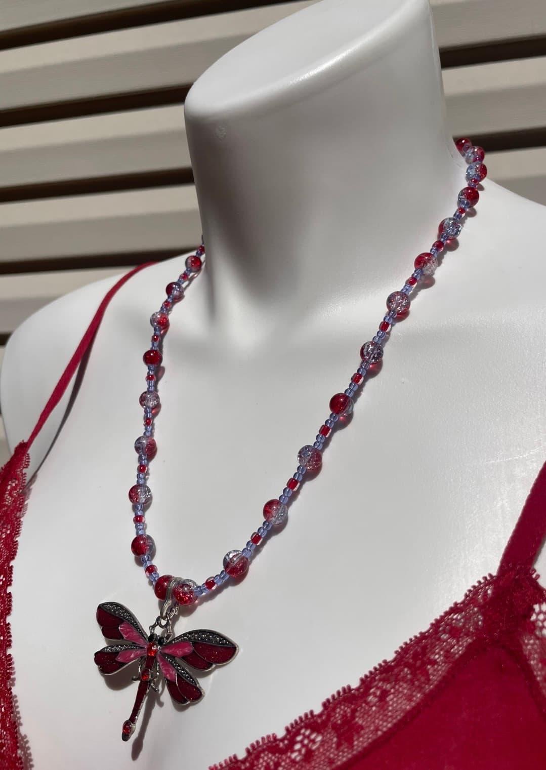 Firefly Necklace detail 1